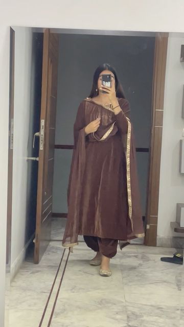 Singh Mona